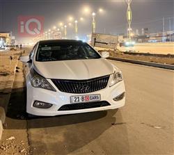 هيونداي أزيرا